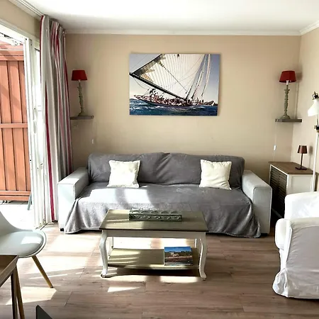 Familial Avec Vue Sur La A Agay - 40 M² + Piscine Apartment *