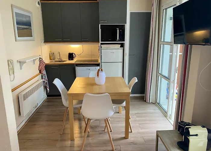 Familial Avec Vue Sur La A Agay - 40 M² + Piscine * Saint-Raphaël